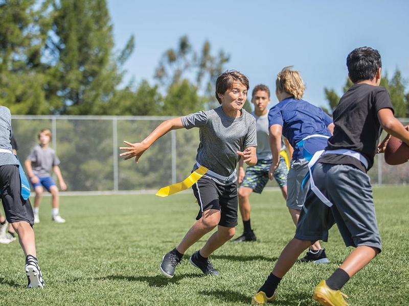 10 Man Flag Football + End Zone Pylons, Complete Indoor & Outdoor Training Set