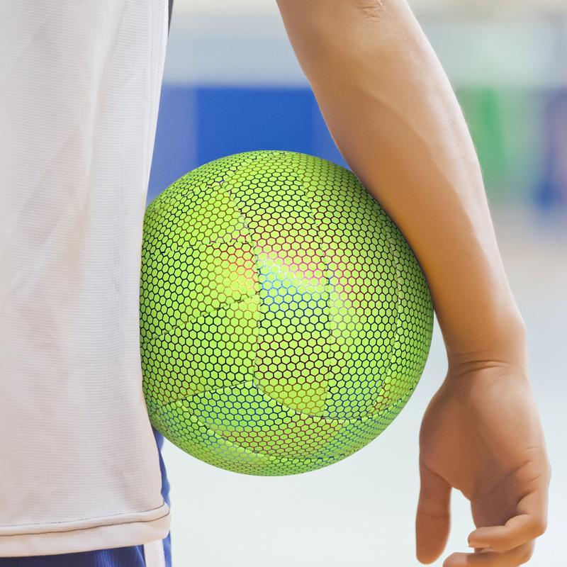 Size 5 Glow in The Dark Volleyball, Reflective Volleyball, Luminous Volleyball, Beach Volleyball, Ball Sports Equipment for Outdoor