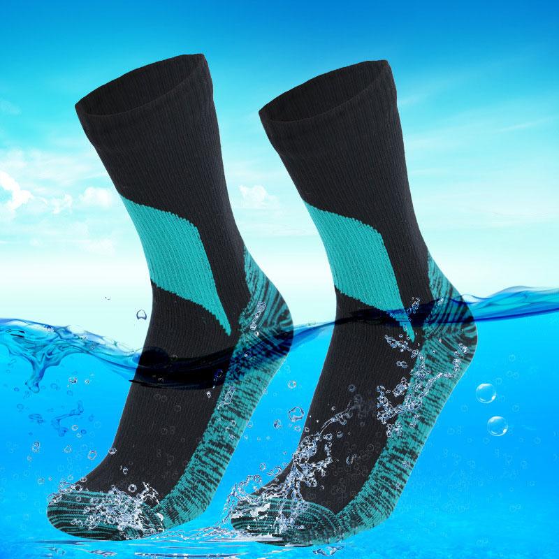 ISUNIE Waterproof Outdoor Sports Socks for Men and Women - Breathable and Warm, Unisex Size