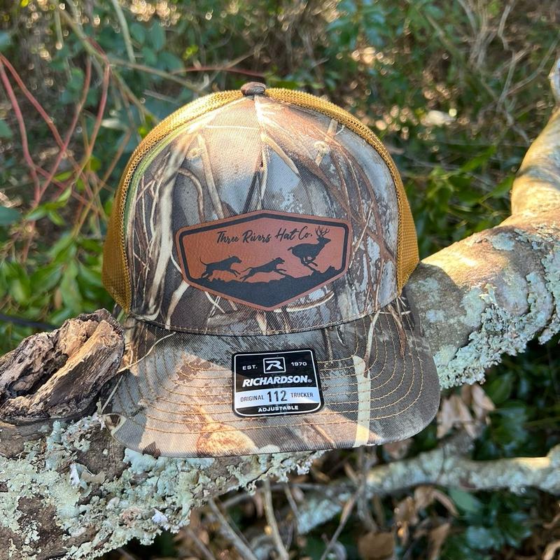 Deer Dog Hunting Patch Hat Richardson 112 Camo (5 patterns available)