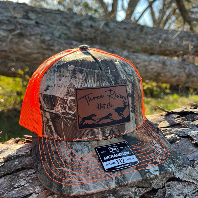 Deer Dog Hunting Patch Hat Richardson 112 Camo (5 patterns available)