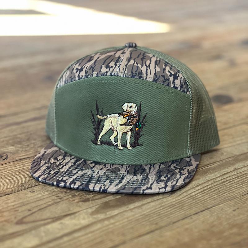Yellow Lab Retrieving 7-Panel Bottomland Hat