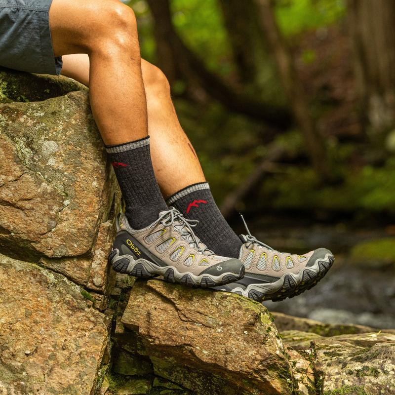 Darn Tough Sock, Unisex Hiker Micro Crew Midweight Hiking Sock, Color Black Olive, Size M L XL, Ideas For Outdoor Activity, Everyday Use, Menswear