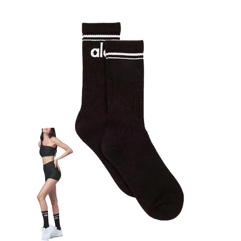 Yoga Unisex Soft Cotton Mid-Tube Pilates Socks for All-Season Wear