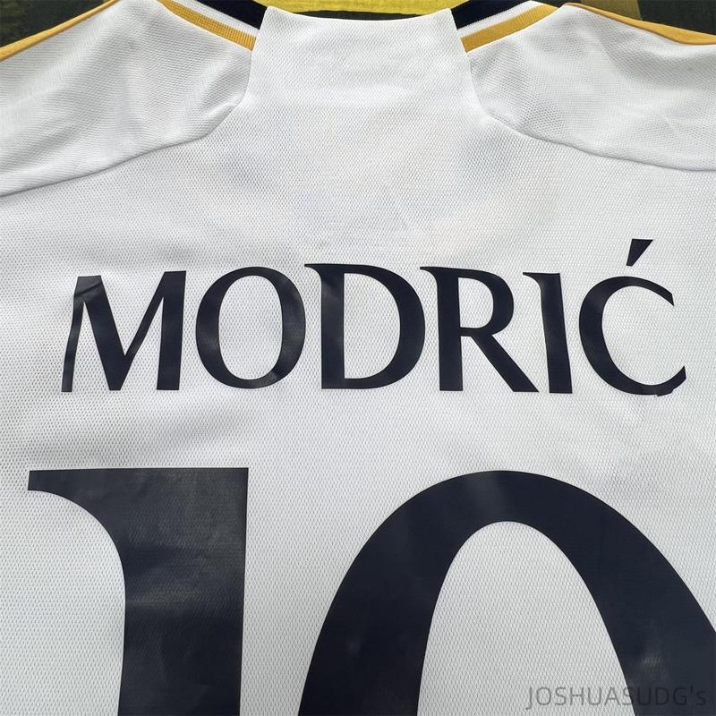 2324 Modric NO.10 Home White Soccer Jersey