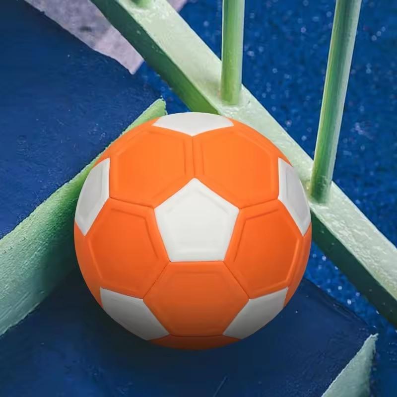 Size 5 Soccer Ball with Pump, Football Training Ball, Football Ball for Adults, Ball Sports Equipment for Indoor Outdoor Use