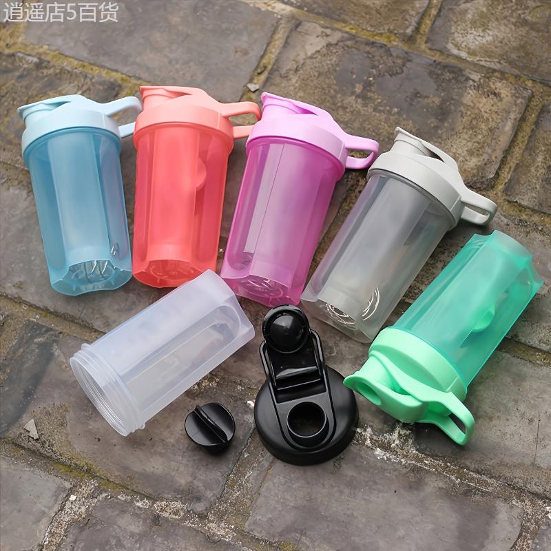 1pc Protein Shaker Bottle 16.9oz, Protein Powder Blender Bottle, Leak Proof, Fitness Portable Milkshake Bottle, 6.8in 3in