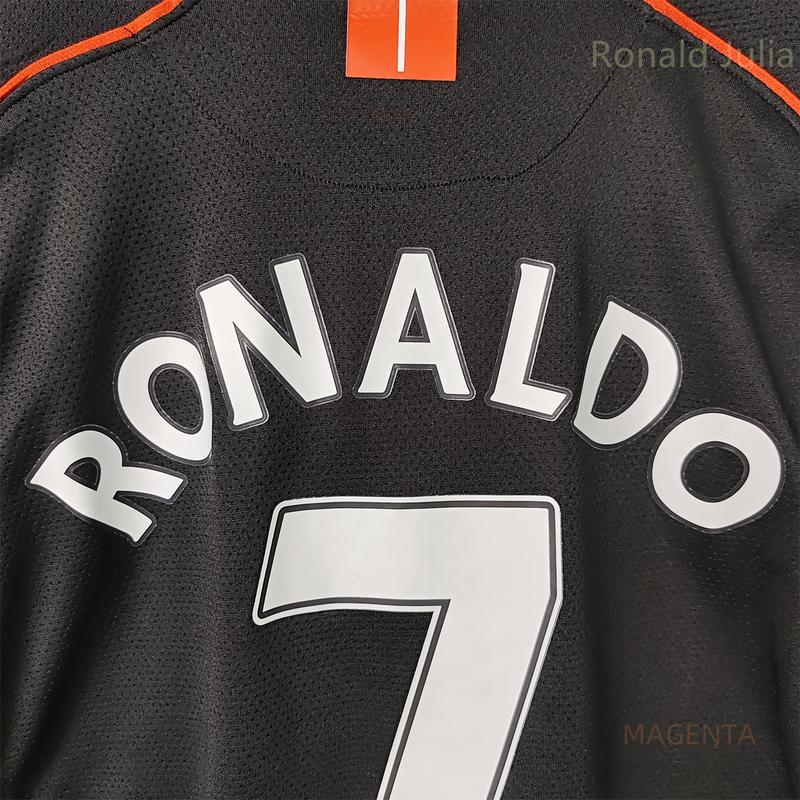 07 08 Retro Ronaldo soccer jersy long sleeve home black Classic Retro Jersey